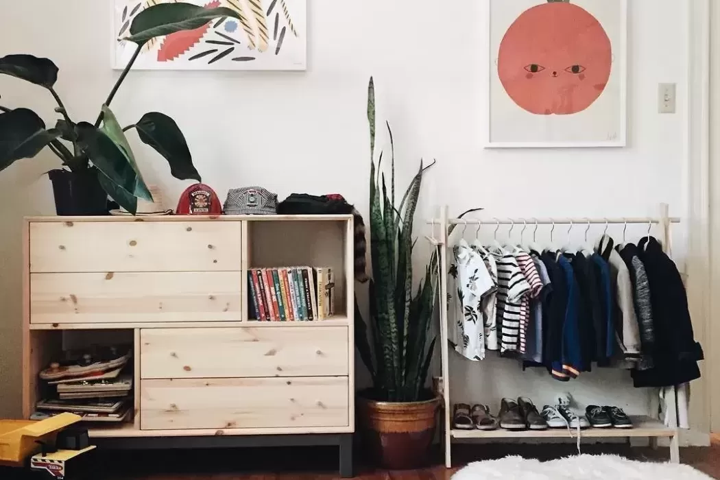 Storing clothes in the nursery