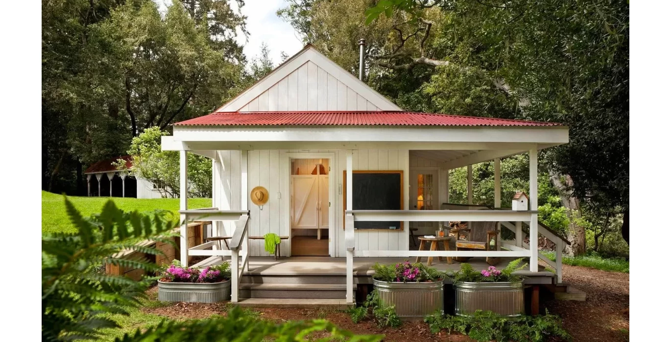 Landscaping of the suburban area Landscaping of the suburban area