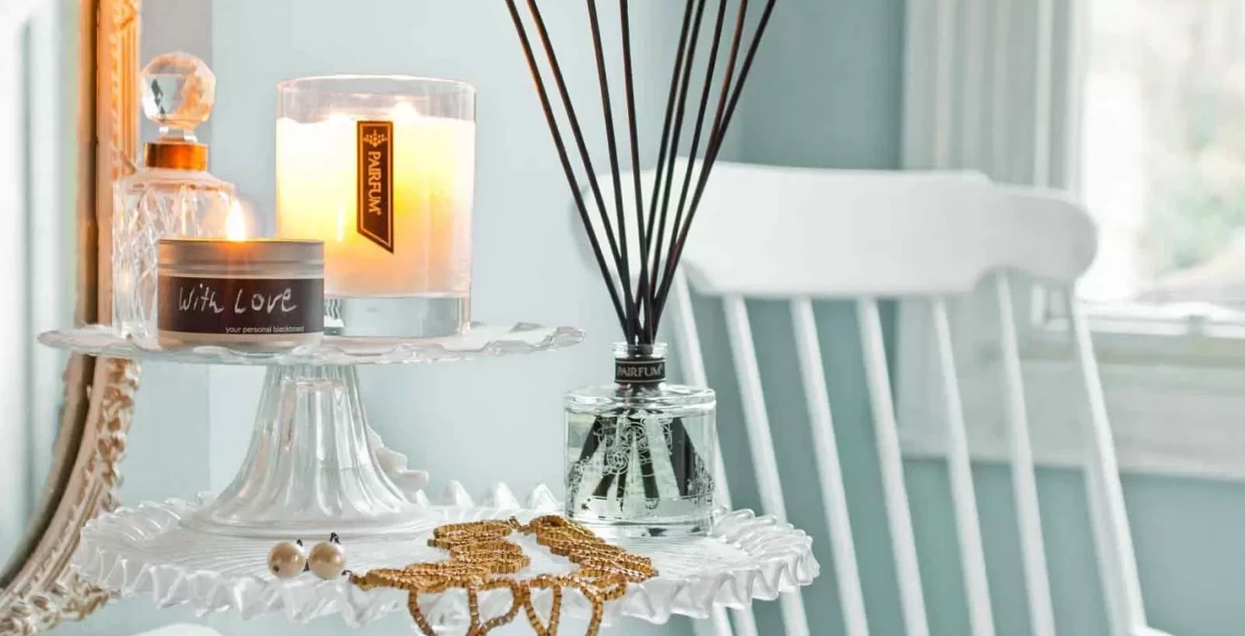 Scented candles in the apartment