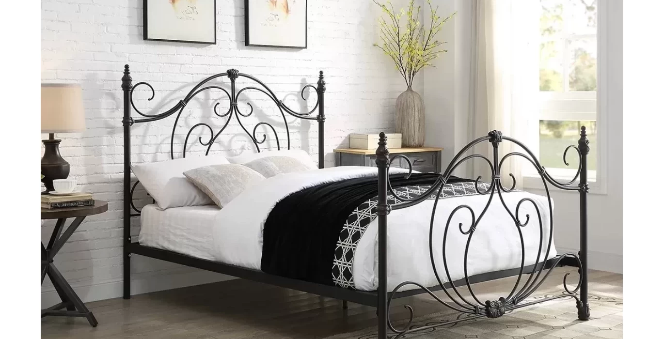 Wrought iron bed Wrought iron bed