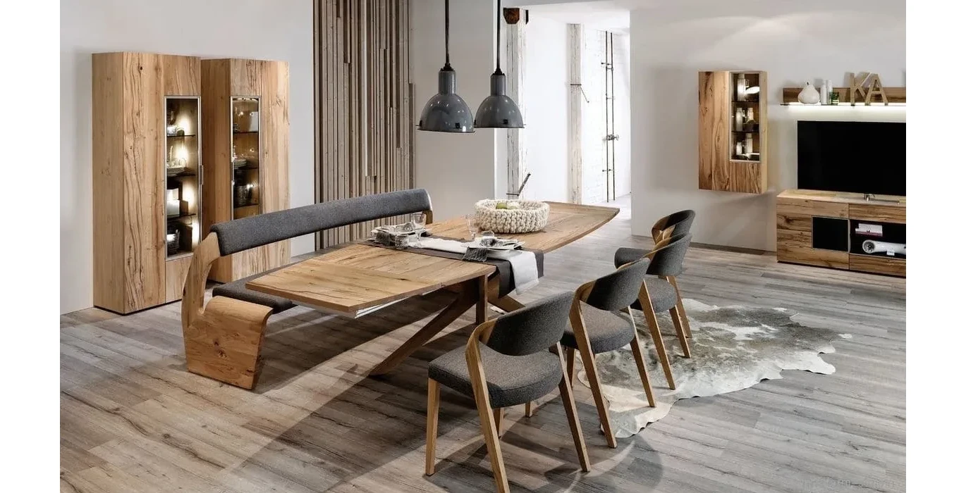 Дизайнерські меблі з масиву дерева