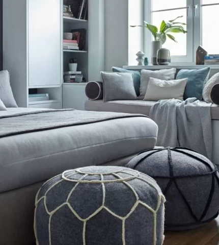 Пуфики в интерьере Пуфики в интерьере